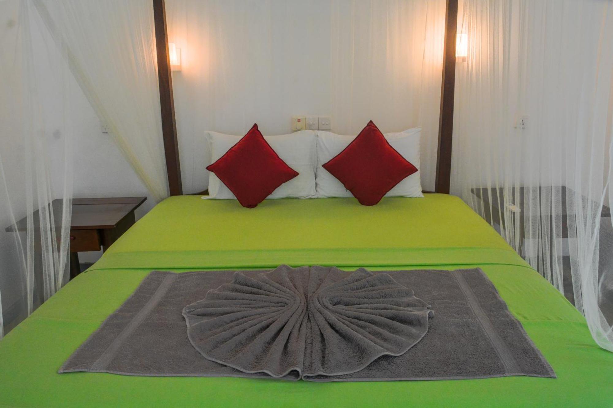 Palm Garden Guest House Гале Екстериор снимка
