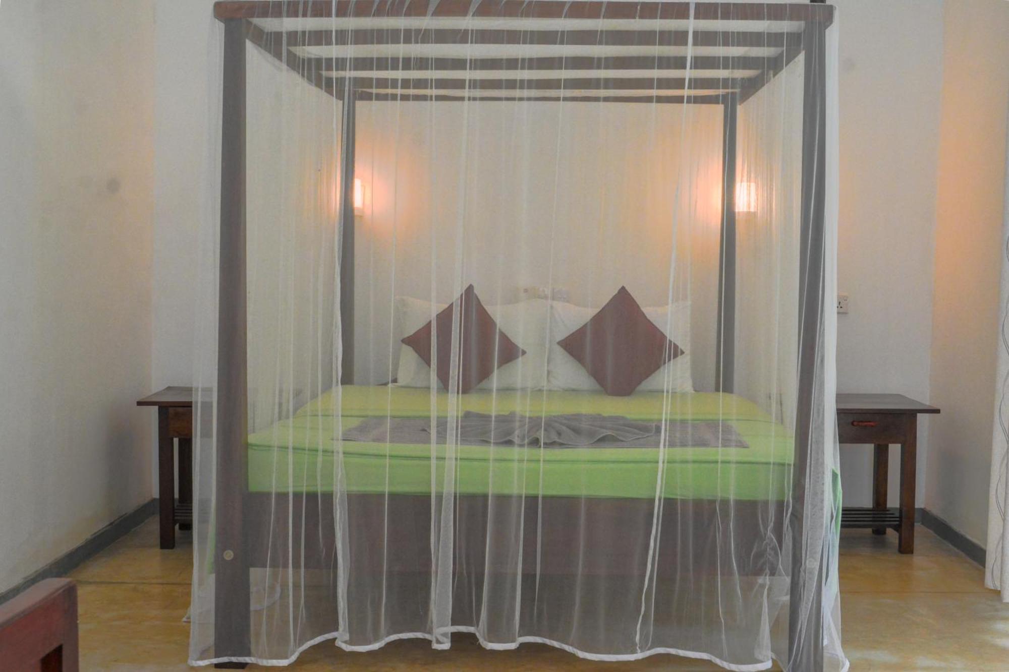 Palm Garden Guest House Гале Екстериор снимка